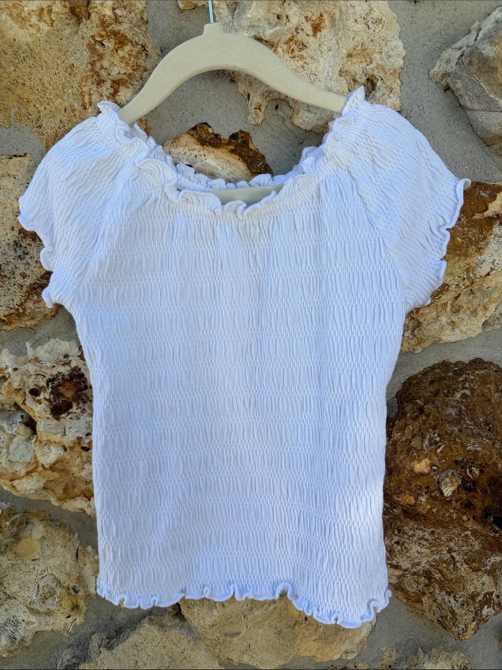 Old navy shirt ruffle sleeve smocked tee